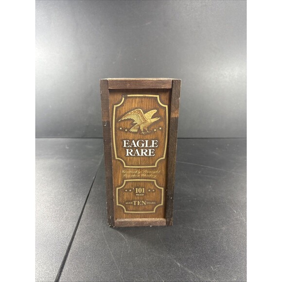 Eagle Rare Other - Eagle Rare Kentucky Bourbon Whiskey Double Wood display box 10 years, 101 proof